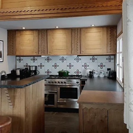 Du Skieur, Avec Services, Collection Des Fermes Chalet